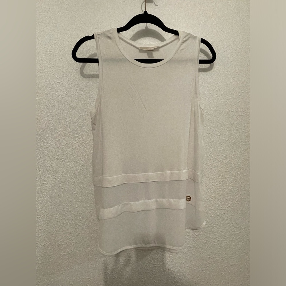 Michael Kors Women's M White Sleeveless Shell Top Blouse Gold Tone MK Logo